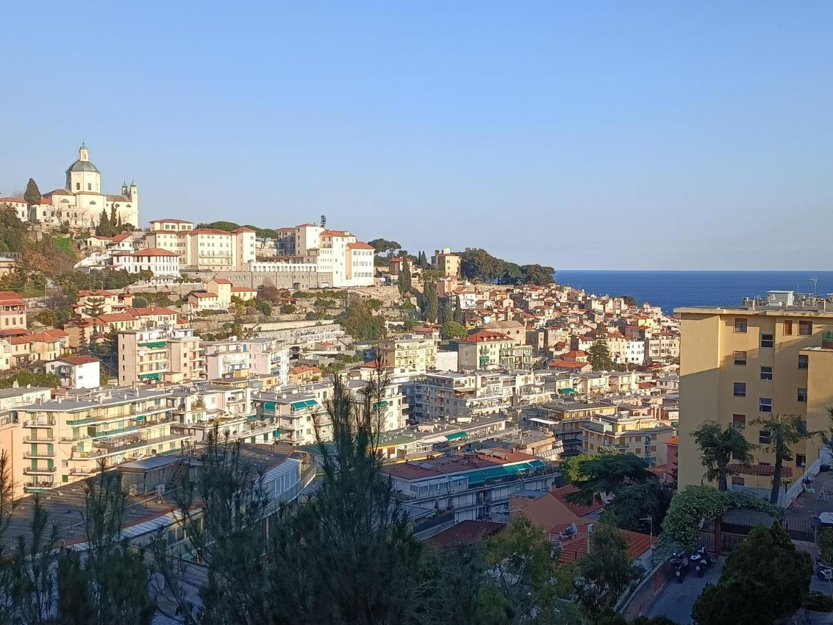 Tuo Pallino Sanremo Luaran gambar